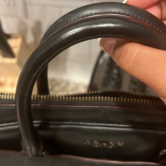 Coach Briefcase with a zipper and two outside pockets. - Picture 3 of 4